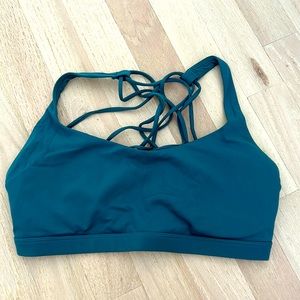 Crz yoga sports bra